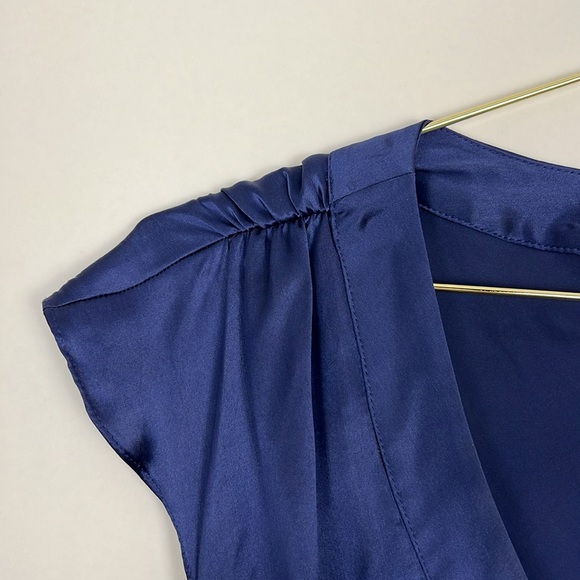 MSSP Max Studio Silk v-neck blouse cap sleeves royal blue waist tie Sz M - Picture 4 of 10